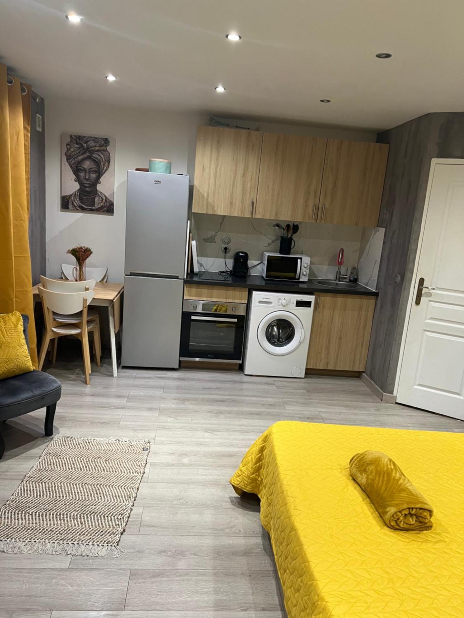 Chez Fati Apartment Paris